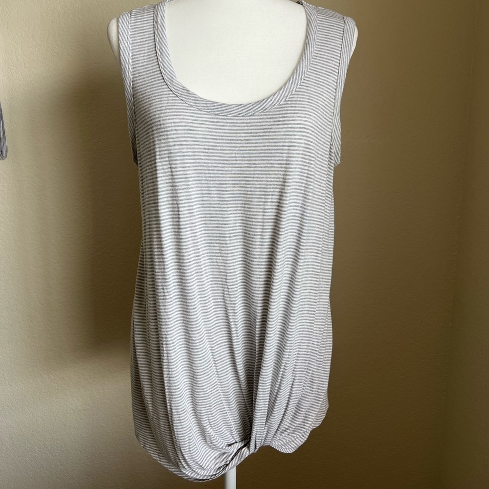 Faux knot stripe tank
